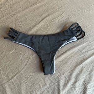 Midori Bikinis Bottoms